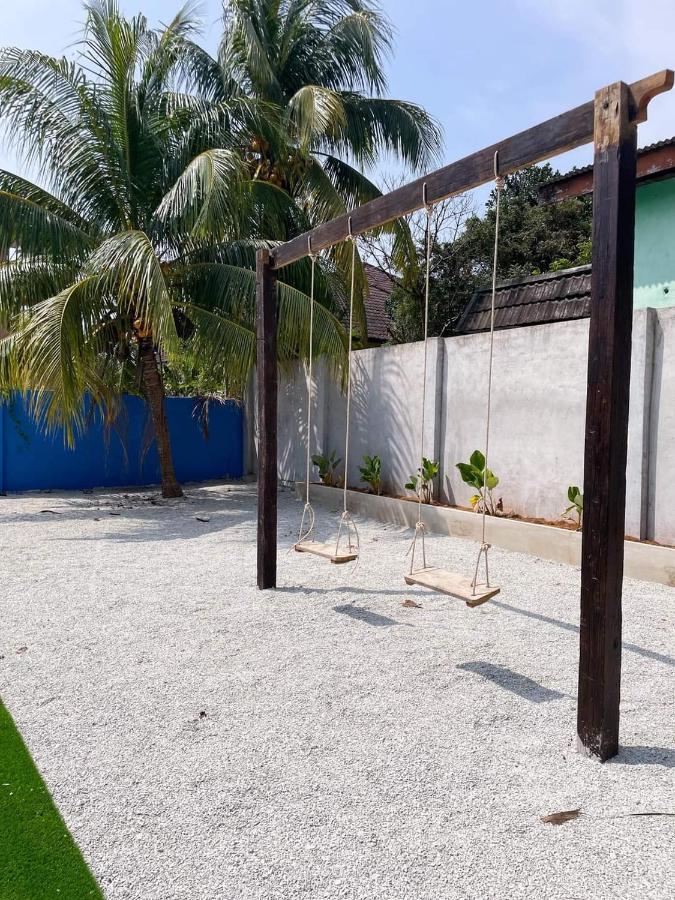 Casa Tiga Homestay Besut Kampung Kuala Besut Eksteriør billede