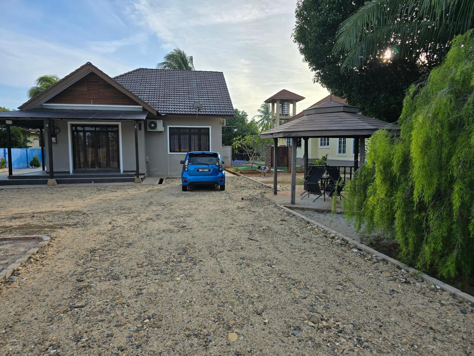 Casa Tiga Homestay Besut Kampung Kuala Besut Eksteriør billede